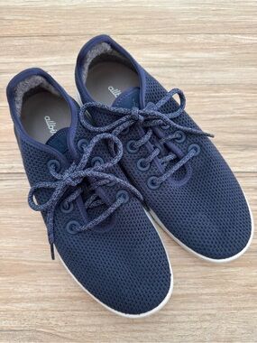 allbirds Women’s Tree Runner Sneakers Marine Blue Size 8